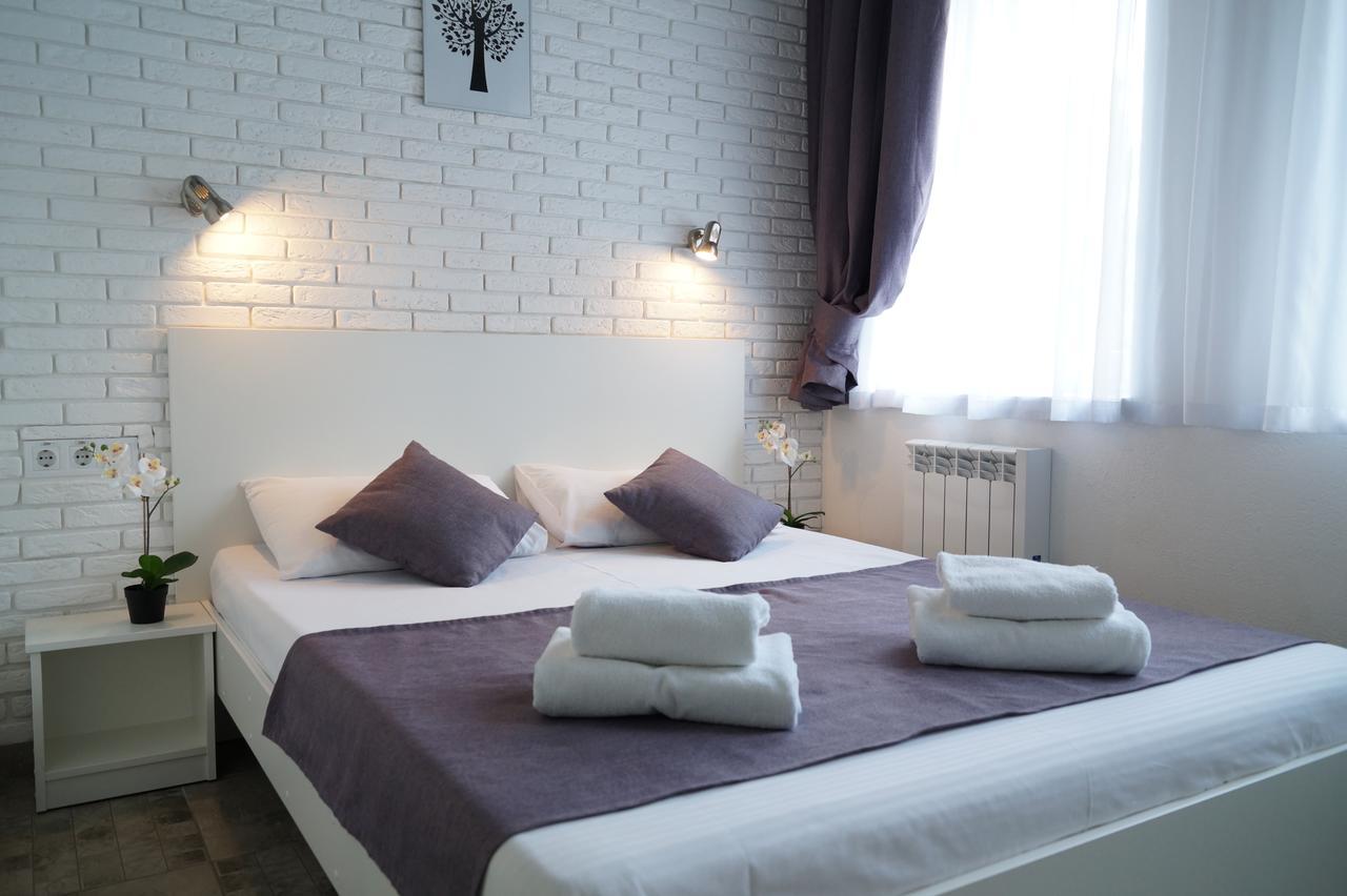 Skyhome Goloseevsky 2*
