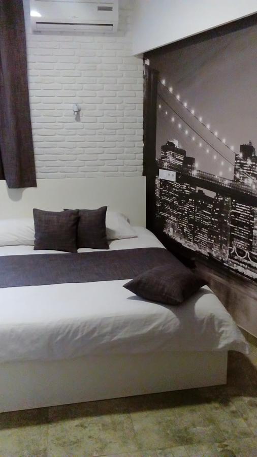 Skyhome Goloseevsky 2* Kyiv